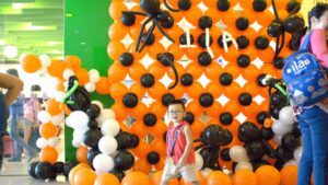 Cho con học tiếng Anh khi mới 2 tuổi, kết quả mà mẹ Việt nhận được là... 2