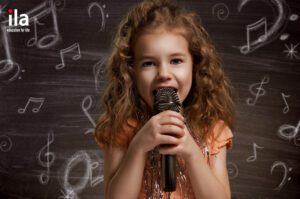 trẻ em hát