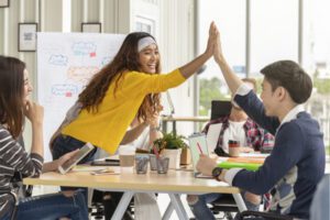 Sự thay đổi khoảng cách về giới trong thời đại tự động hóa - 1