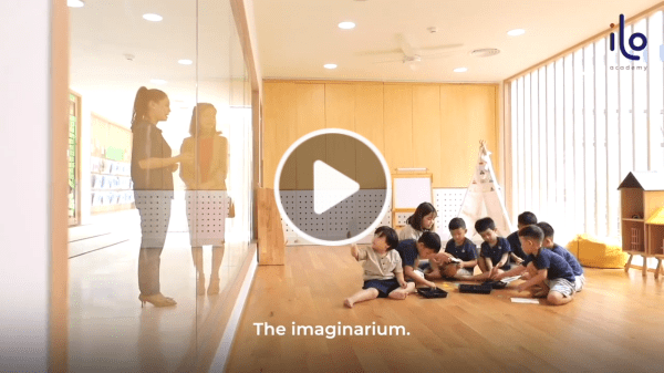 mời ba mẹ ghé thăm phòng tưởng tượng của ILO