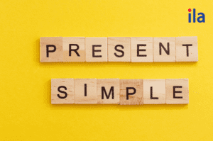 Phân biệt hiện tại đơn và hiện tại tiếp diễn.