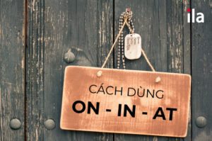 cách dùng on in at