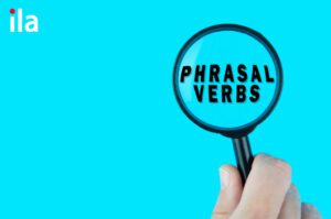 Cụm động từ (Phrasal verb) là gì? Các cụm động từ phổ biến