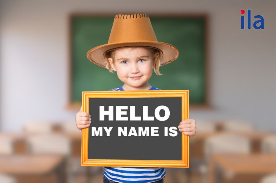 Starter: Bài tập tiếng Anh lớp 1 về cách hỏi tên 
