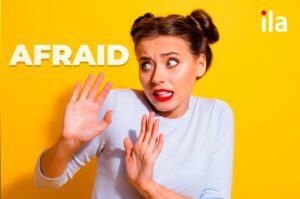 Cấu trúc afraid trong tiếng Anh: Afraid đi với giới từ gì?
