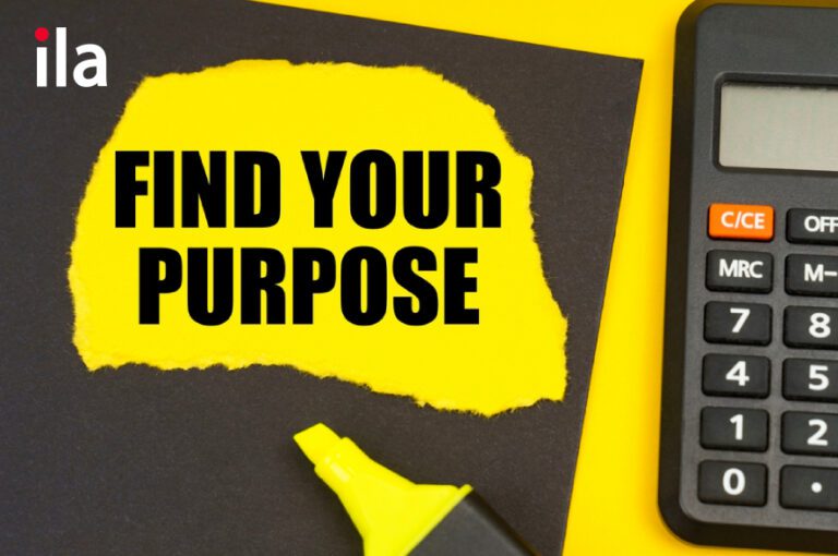 Cấu trúc find đi với giới từ gì? Find V ing hay to V? ILA Vietnam