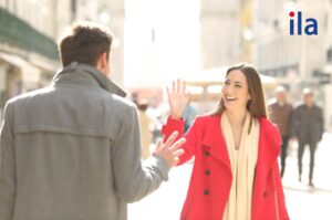 Mẫu câu chào hỏi bằng tiếng Anh hữu ích nhất mọi thời đại