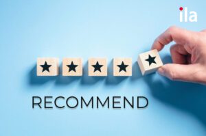 Cấu trúc recommend to V hay Ving? Recommend đi với giới từ gì?