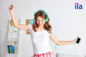 3 bài viết mẫu về lợi ích của điện thoại bằng tiếng Anh hay nhất