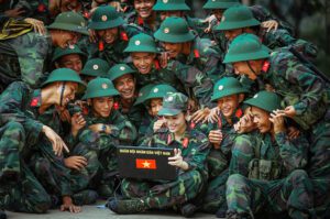 200+ từ vựng tiếng Anh về quân đội, ví dụ & hội thoại thực tế