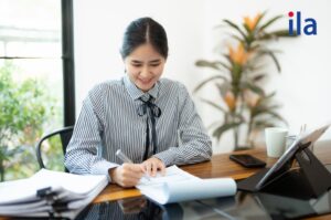 Đọc văn bản tiếng Anh: Phương pháp và công cụ hỗ trợ