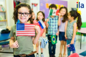 Học tiếng Anh giao tiếp bắt đầu từ đâu để hiệu quả và không nản?