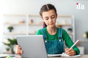 Hướng dẫn 5 bước viết đoạn văn tiếng Anh có ví dụ cụ thể