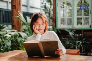 Tiểu thuyết tiếng Anh: Bí quyết mở rộng vốn từ và tư duy ngôn ngữ