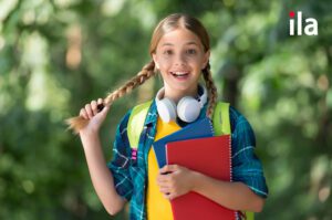 Từ vựng Unit 3 lớp 10 Global Success: Bài tập và đáp án đầy đủ