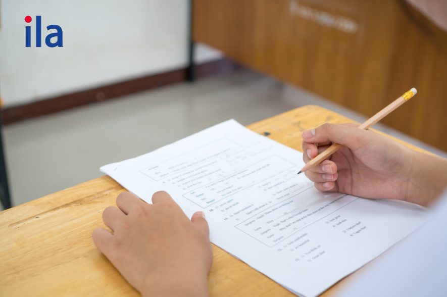 Rewrite the following sentences, using the given words and beginnings.