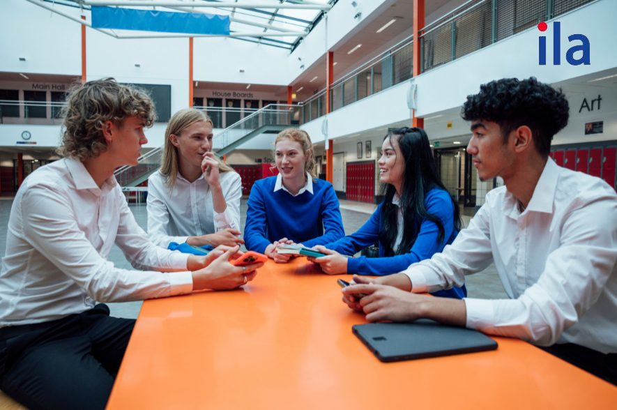 Giao tiếp hàng ngày (Daily communication) 