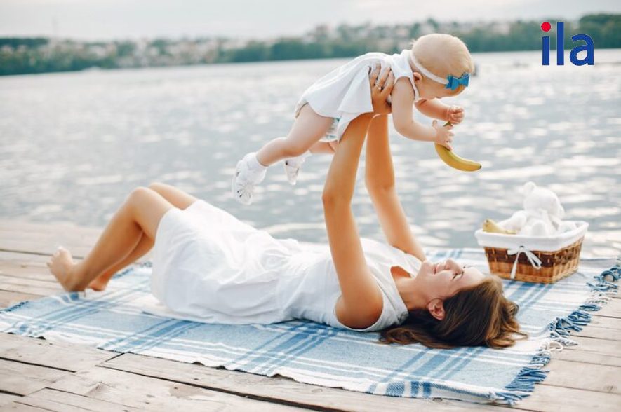 Kinh nghiệm cho bé đi biển: chuẩn bị sao để con vui chơi an toàn?