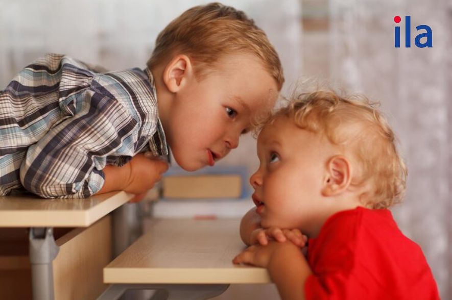 Trẻ hay cắn bạn: dấu hiệu cho thấy điều gì ở con?