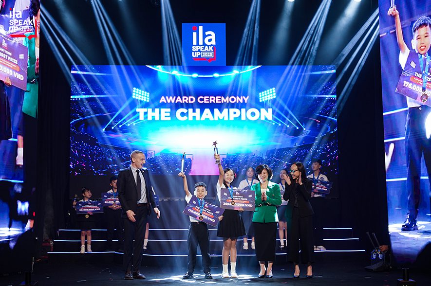 Thứ trưởng Bộ GD&ĐT: Tiếng Anh và chuyển đổi số là chìa khóa hội nhập