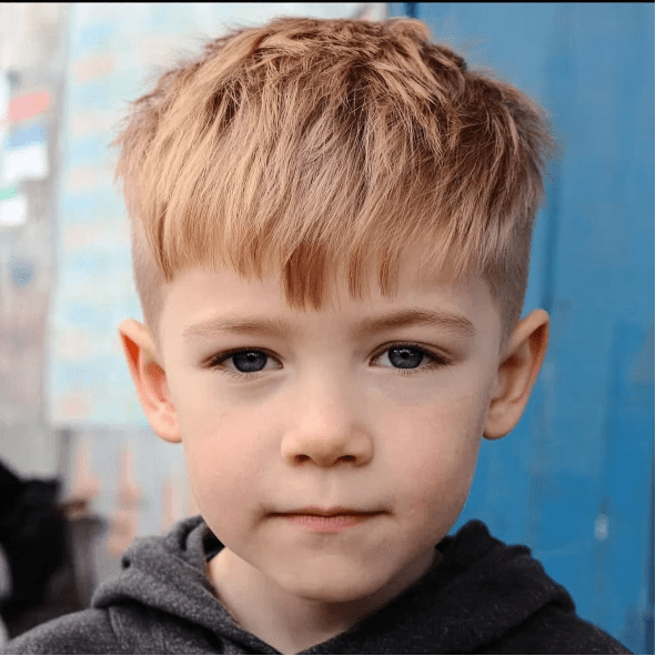 Kiểu tóc Fringe Cut