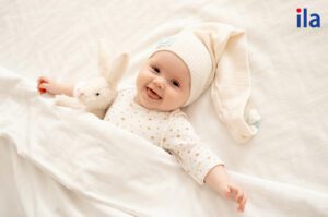 Mẹ hỏi, chuyên gia đáp: Làm sao để trẻ tự chuyển giấc thành công?