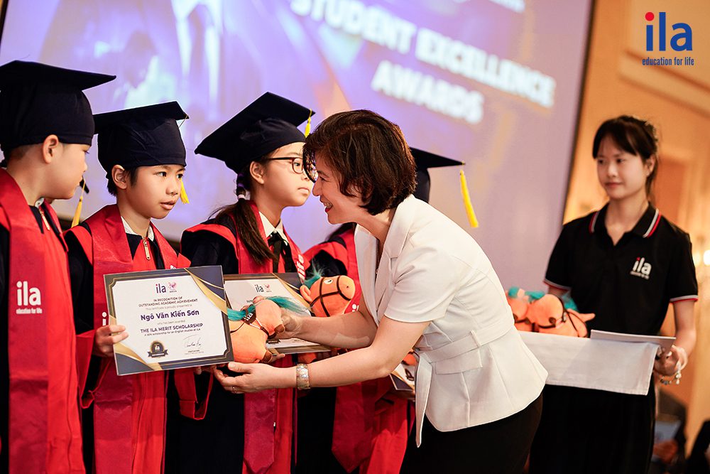 Một thước đo quốc tế giúp phụ huynh hiểu rõ năng lực tiếng Anh của con