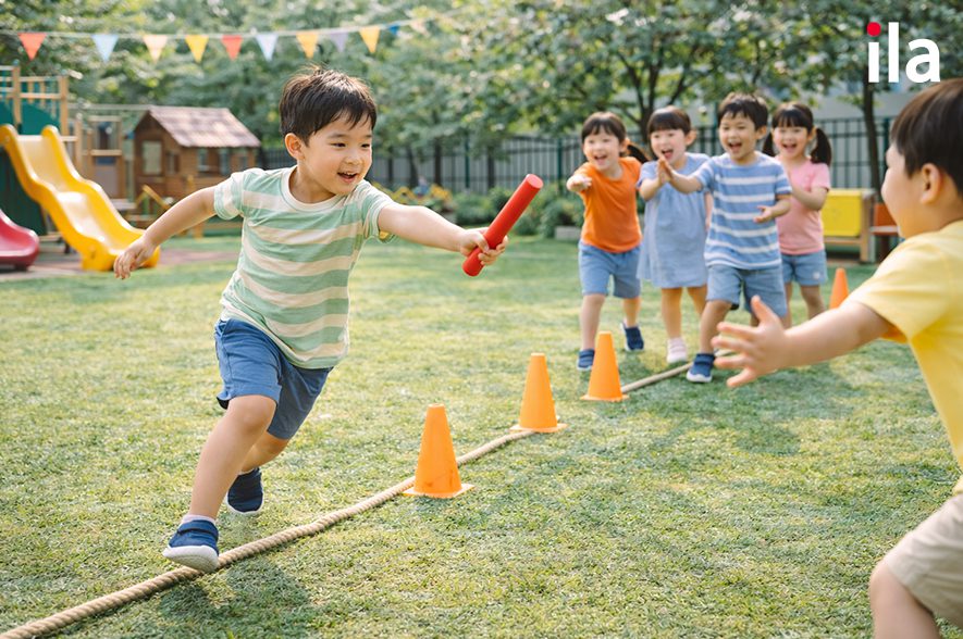 Trò chơi phát triển thể chất chạy tiếp sức