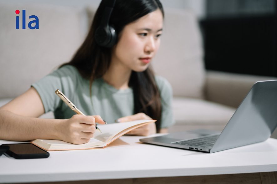 Tiếng Anh 10 unit 8 Listening: Nội dung bài nghe và đáp án