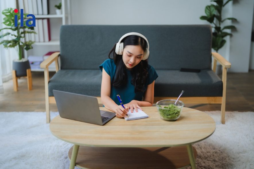 Mẹo làm tốt phần tiếng Anh 10 Unit 8 Listening